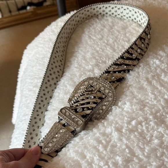 Crystal Embellished Animal Print Belt - Picture 2 of 3